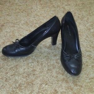Black 'Predictions' high heels